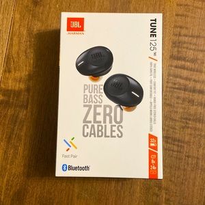 JBL tune 125 ear buds